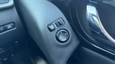 Nissan Qashqai 1.3 DiG-T Acenta Premium 5dr Petrol Hatchback